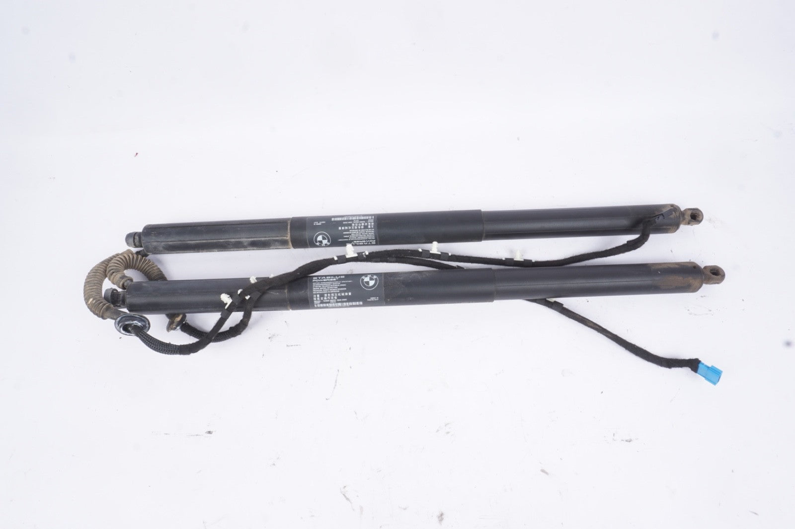 2011 - 2017 BMW X3 F25  Left Right Rear Trunk Lid Gate Lift Spindle Drive Shock