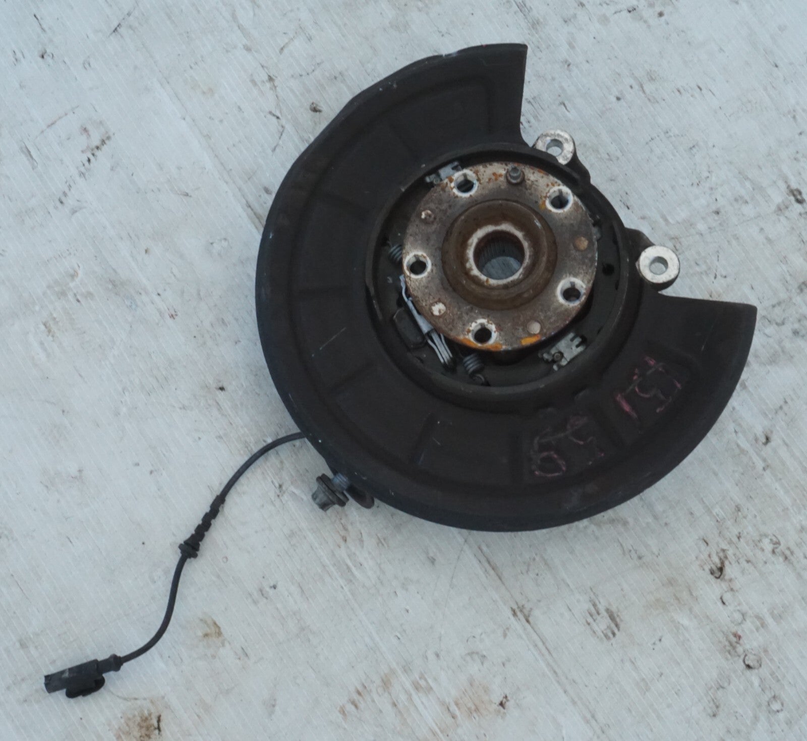 14-17 MASERATI QUATTROPORTE 3.0L REAR RIGHT PASS SIDE SPINDLE KNUCKLE HUB OEM
