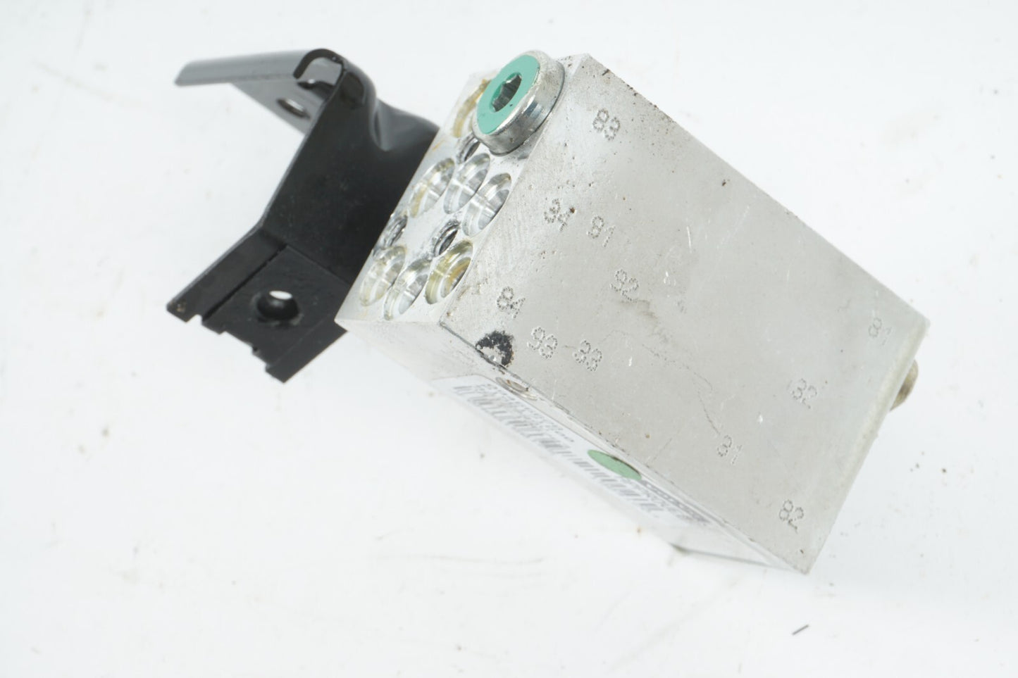 2006-2013 VOLVO C70 ROOF HYDRAULIC PUMP VALVE 156171600 OEM