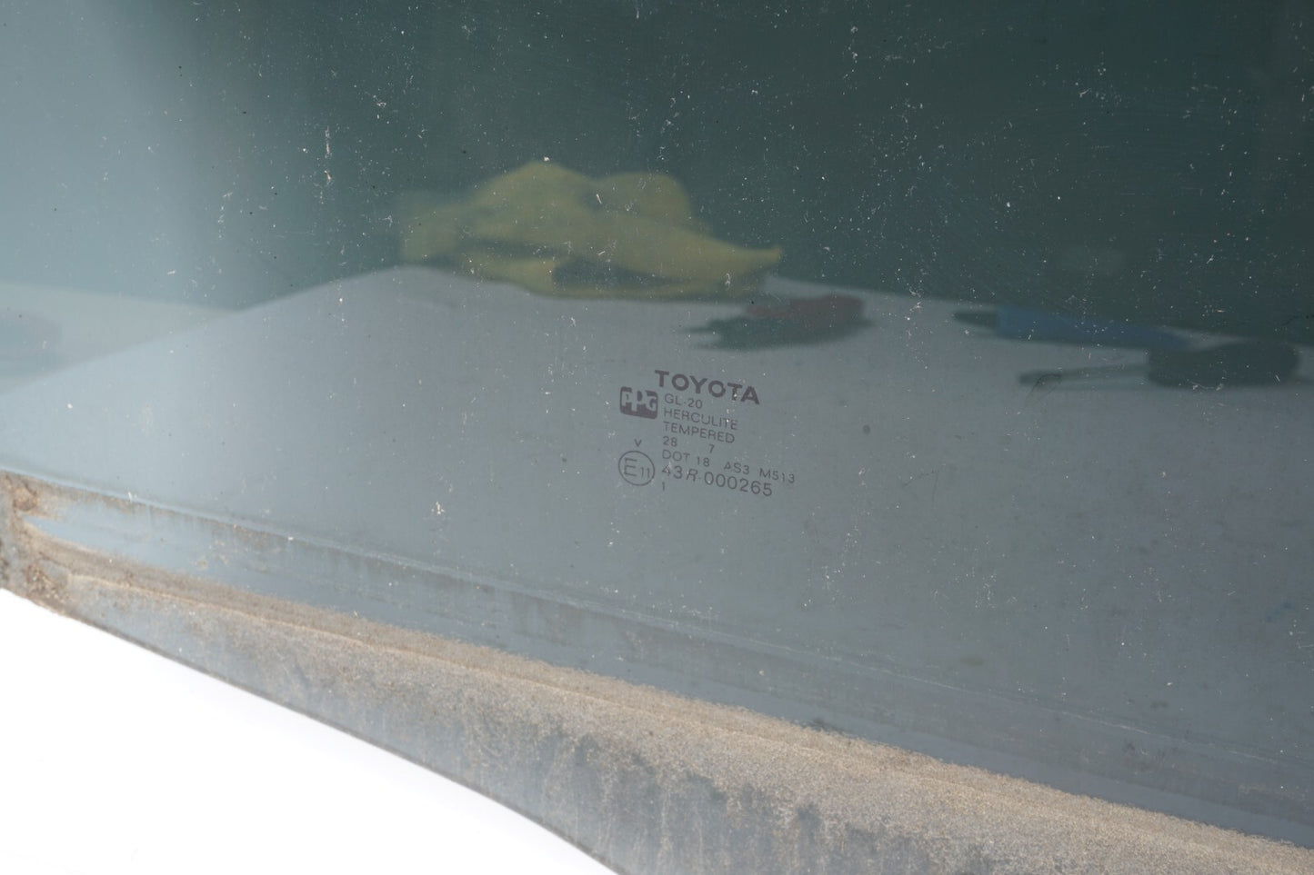2004-2010 Toyota Sienna Rear Right Passenger Side Sliding Door Window Glass OEM