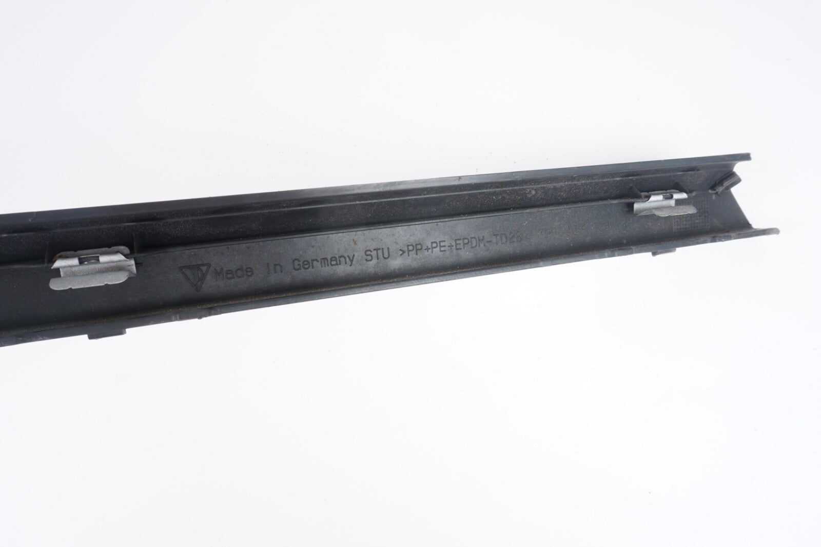 2011 - 2018 Porsche Cayenne Sill Scuff Plate Door Trim Cover Front Right OEM