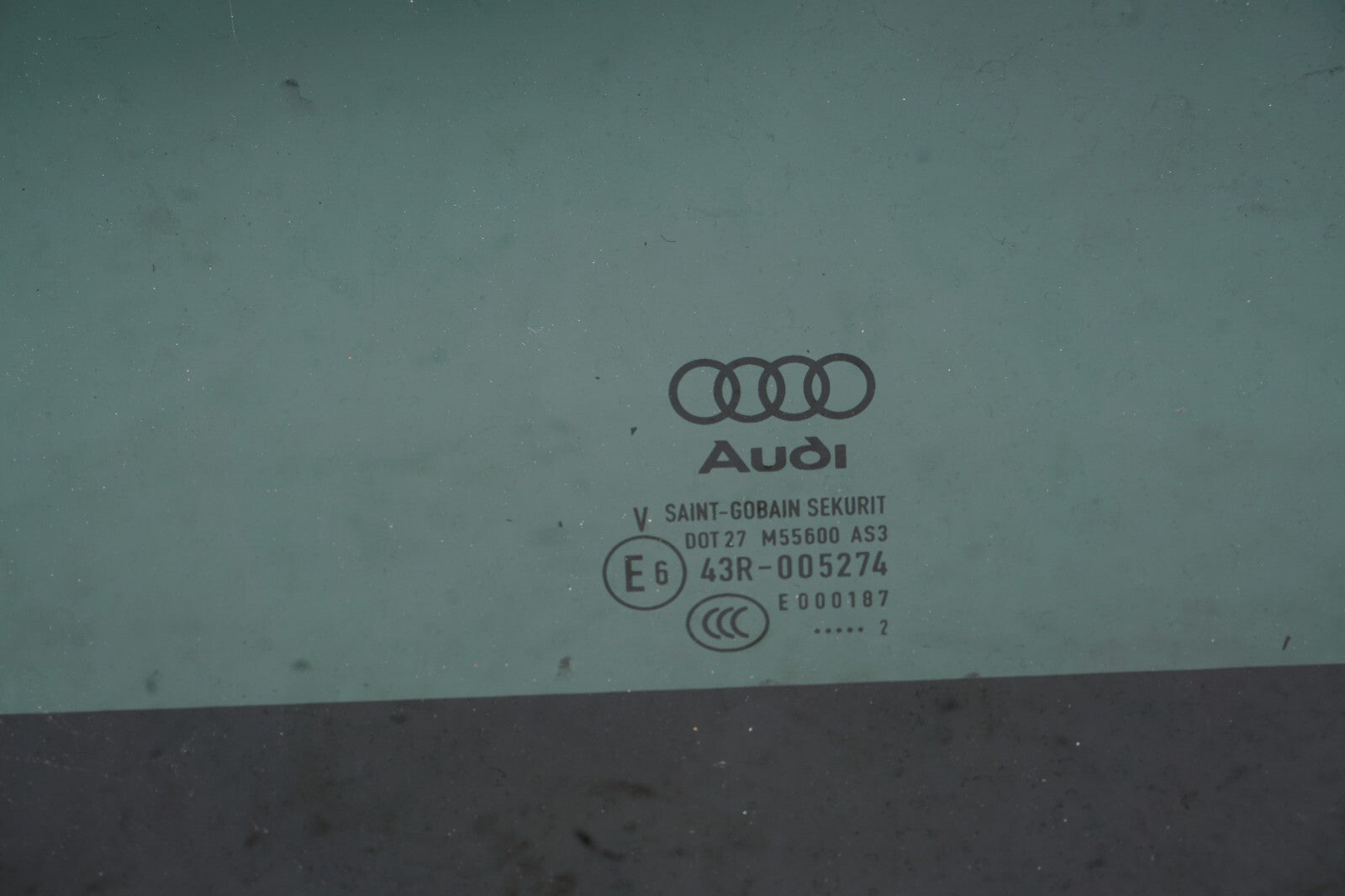 11-17 AUDI A8L REAR PANARAMIC SUNROOF GLASS OEM