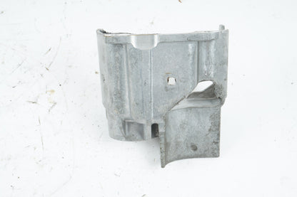 2014 - 2017 MASERATI QUATTROPORTE 3.0L ENGINE MOTOR PUMP COVER MOUNT OEM 51K
