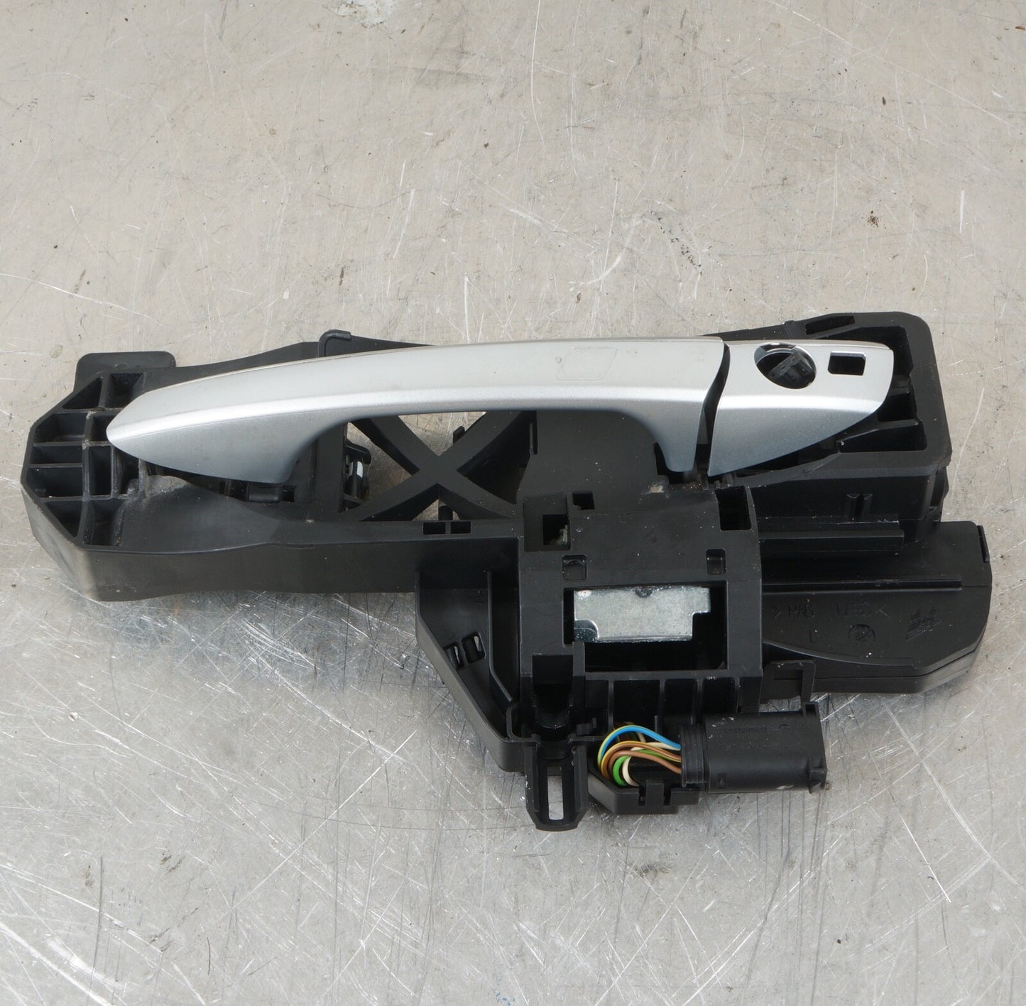 07-13 Mercedes W221 S550 Front Left Exterior Door Handle Keyless Go OEM