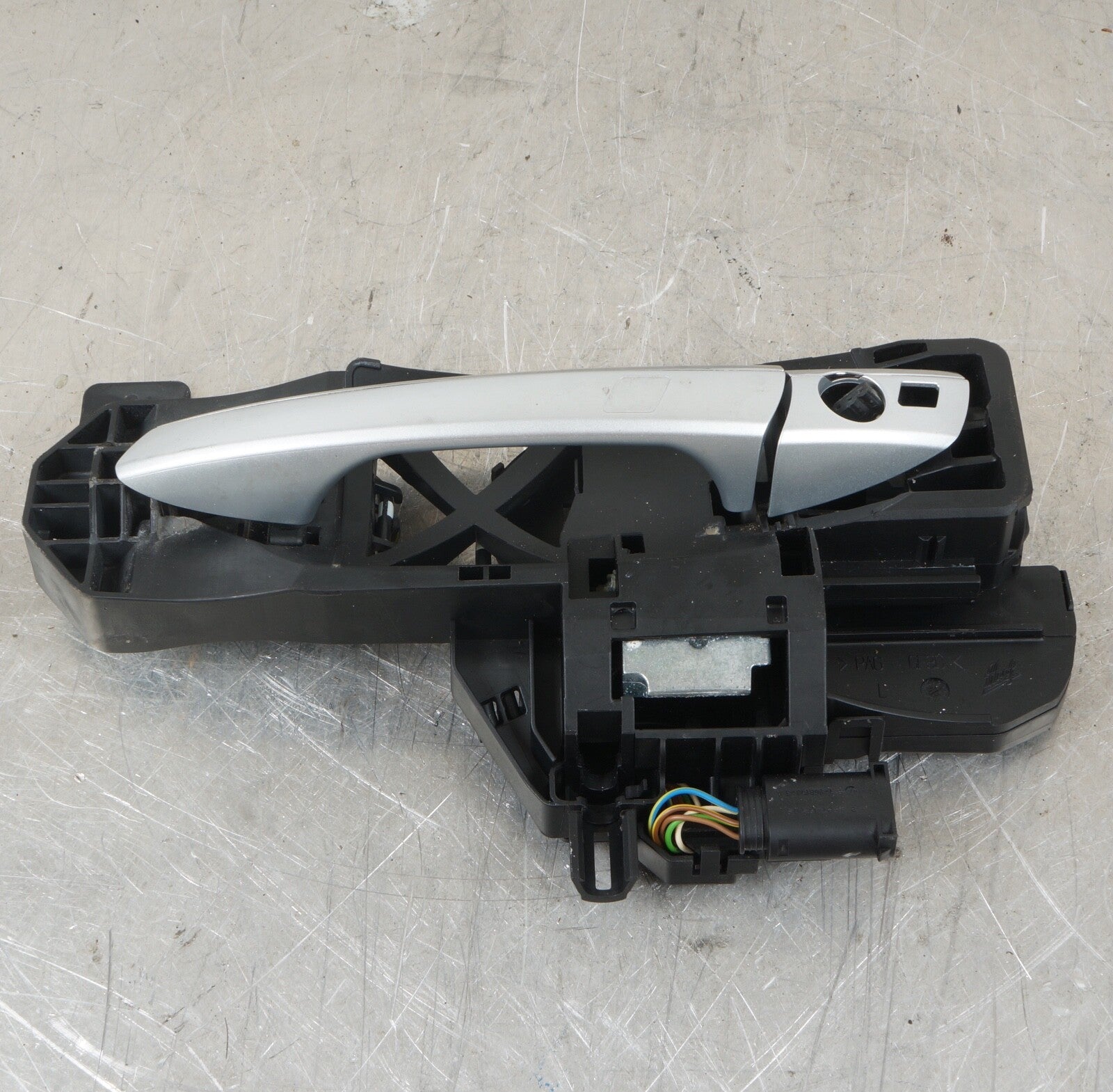 07-13 Mercedes W221 S550 Front Left Exterior Door Handle Keyless Go OEM
