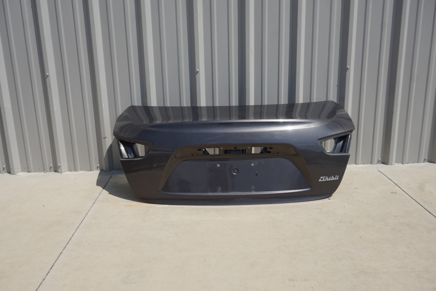 2014 - 2020 Maserati Ghibli Rear Trunk Lid Hatch Shell Assembly 673004651