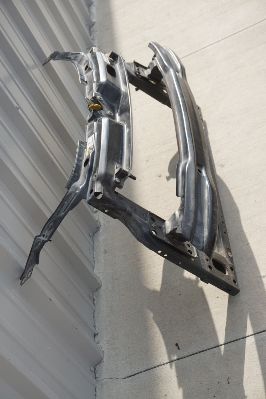 2012 - 2017 Fiat 500 Radiator Core Support