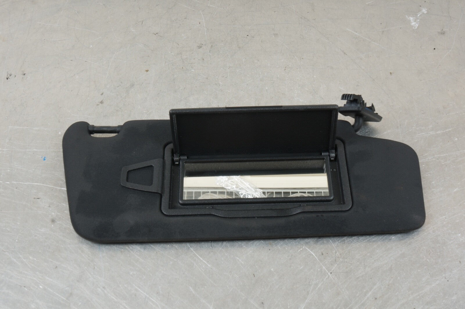 07-13 OEM BMW E93 328 335 M3 Convertible Sun Visor Right Passenger Side