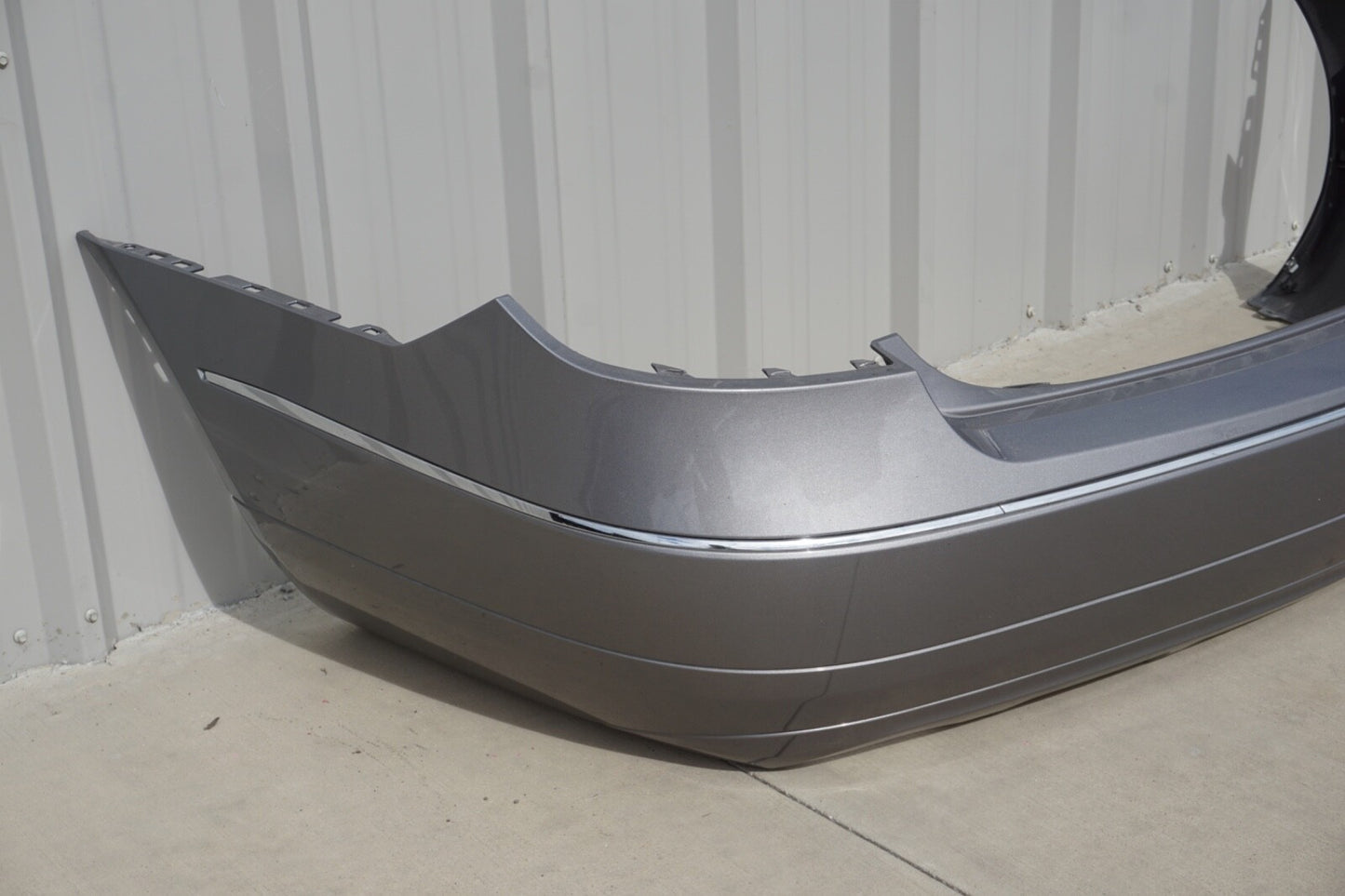 2010 2011 2012 2013 MERCEDES E350 CONVERTIBLE  COUPE REAR BUMPER COVER OEM