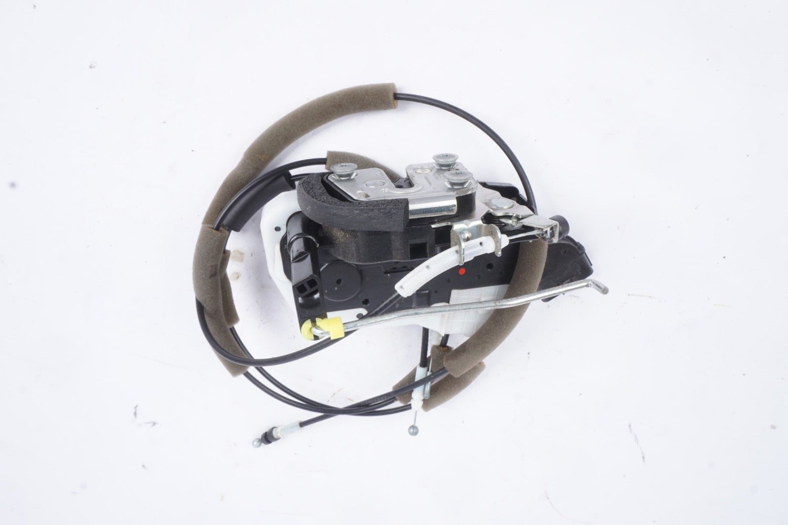 2016-2019 NISSAN TITAN XD FRONT LEFT ACTUATOR DOOR LOCK LATCH OEM