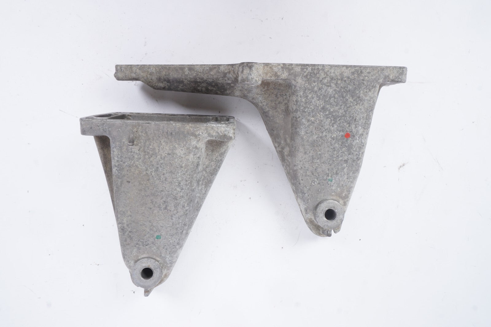 03-06 Mercedes R230 SL500 Engine Mount Bracket Support Set Right & Left OEM
