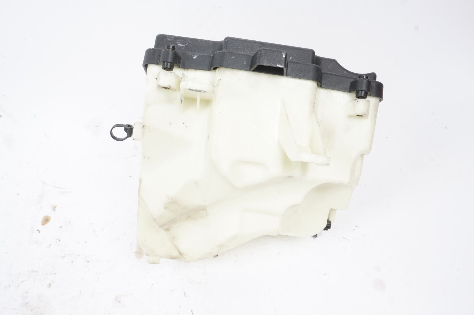 14-17 Mercedes S550 W222 Front Engine Fuse Relay Box Housing OEM