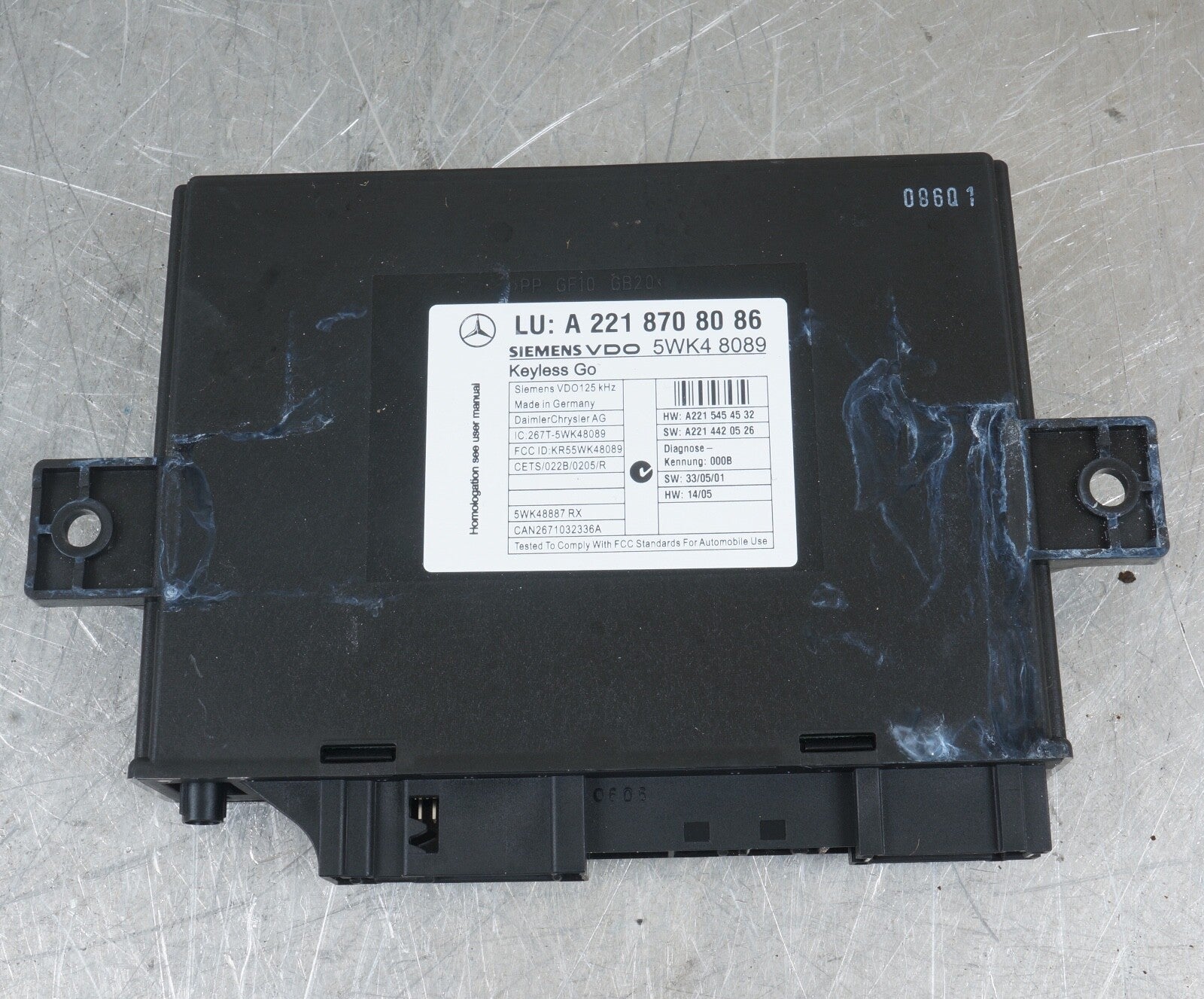 07-10 Mercedes W221 S600 S550 CL550 Keyless Go Control Module 2218707392 OEM