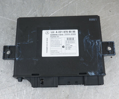 07-10 Mercedes W221 S600 S550 CL550 Keyless Go Control Module 2218707392 OEM