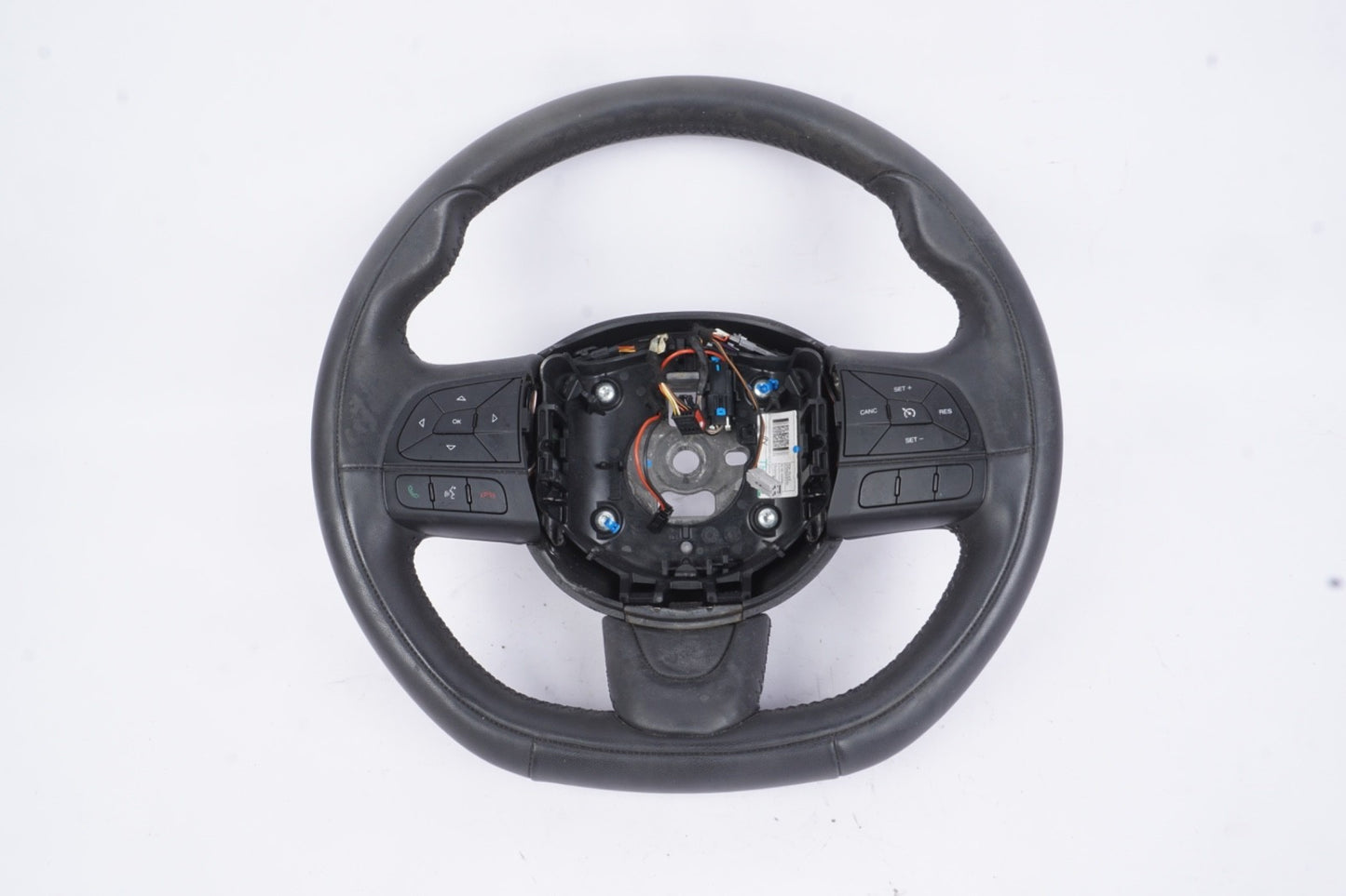 2016 - 2018 FIAT 500X DRIVER STEERING WHEEL W/AUDIO CRUISE CONTROL SWITCHES OEM