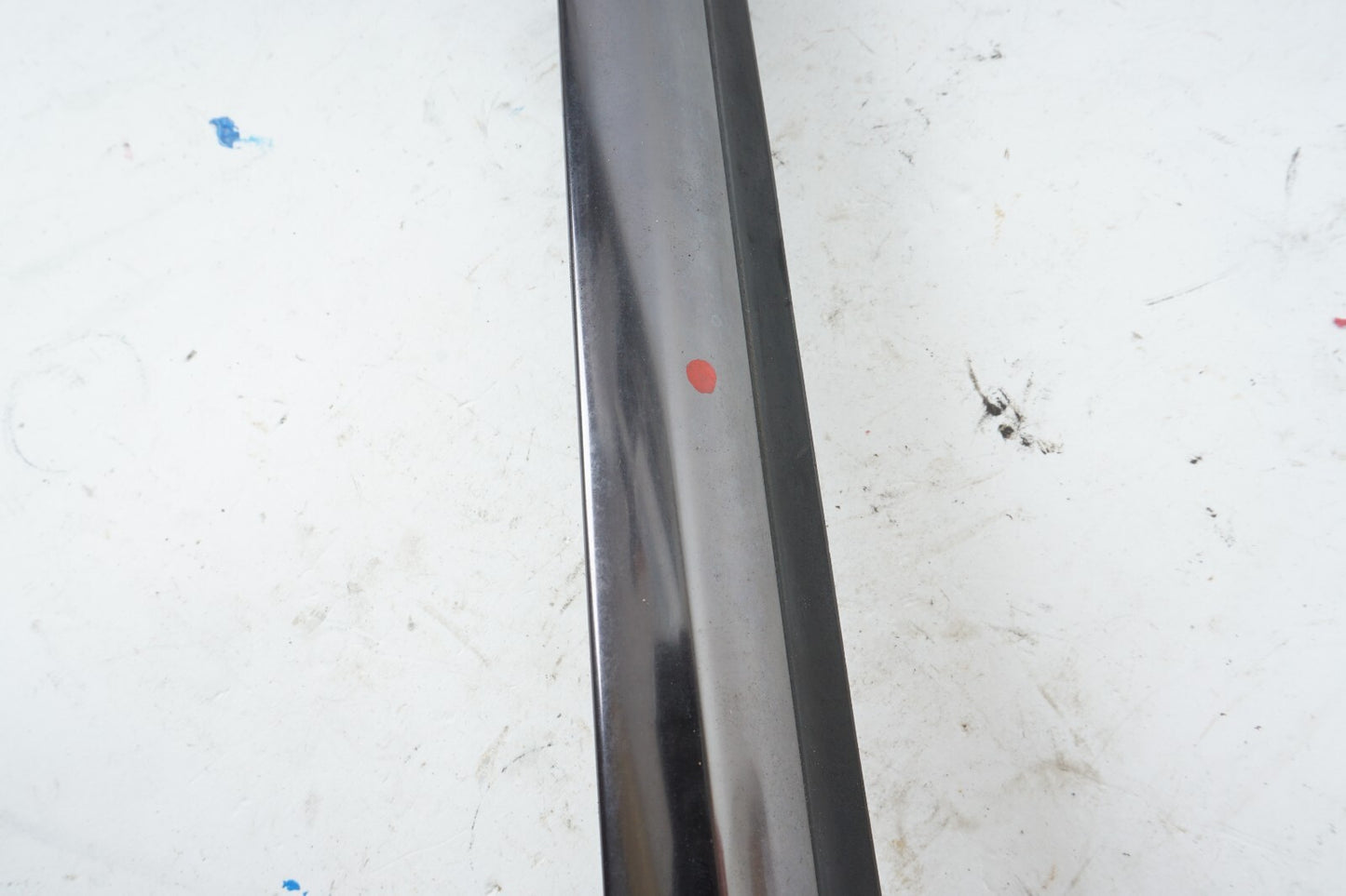 03 - 12 Mercedes R230 SL500 Door Window Weather Seal Molding Front Left  OEM