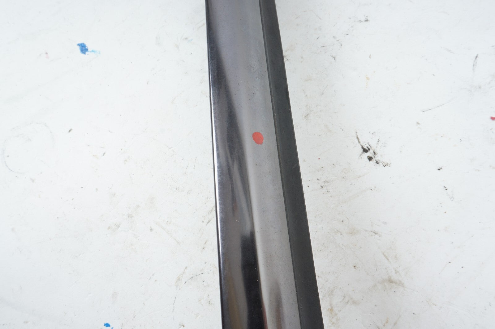 03 - 12 Mercedes R230 SL500 Door Window Weather Seal Molding Front Left  OEM