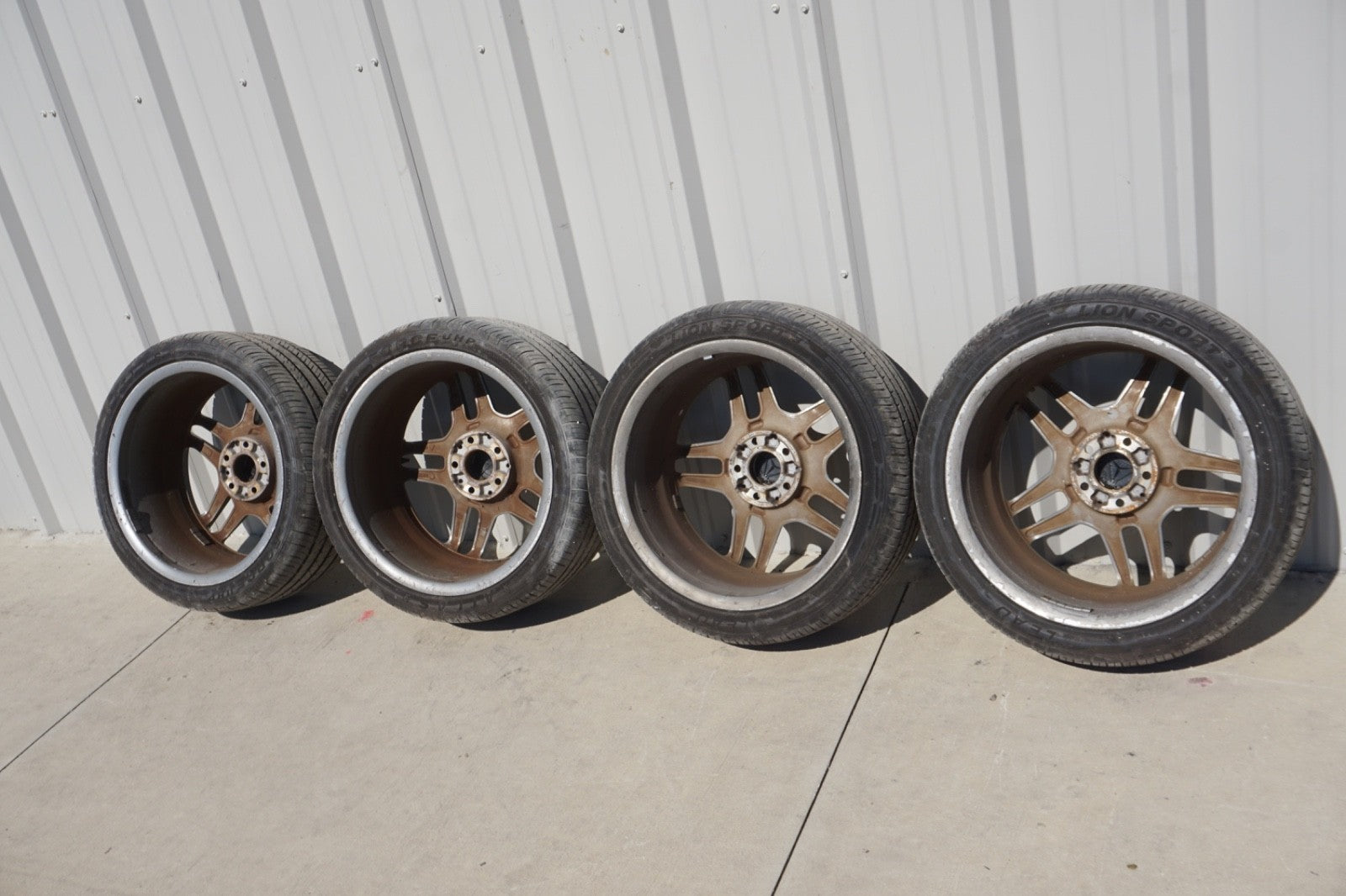 2014-2016 MERCEDES-BENZ E350/400/550 WHEEL RIM 18 OEM 2074010000