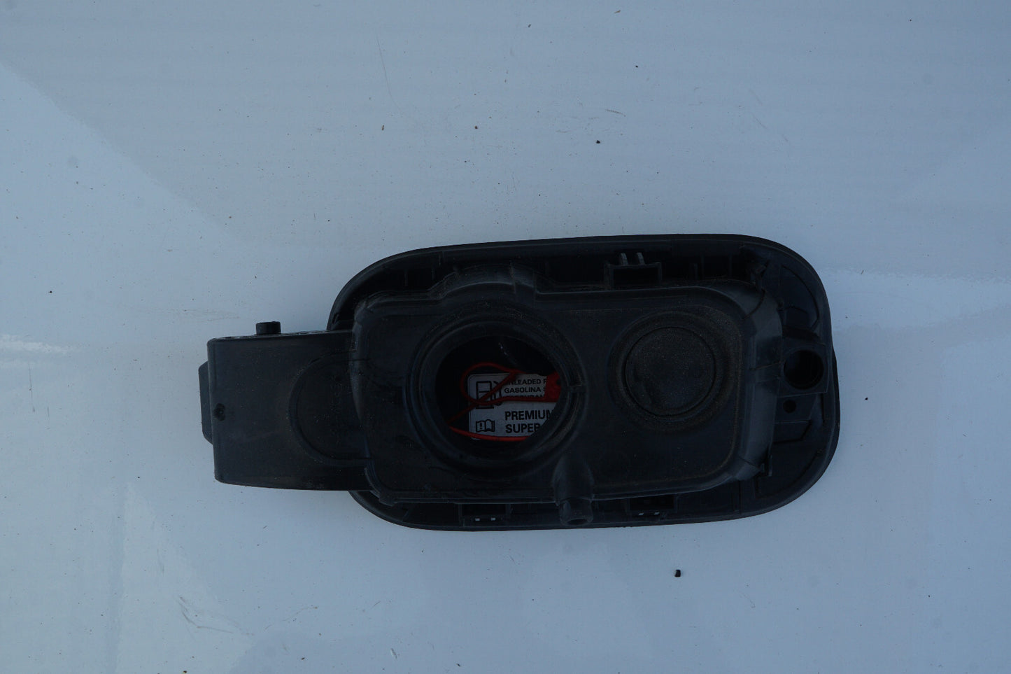 2011 - 2017 AUDI A8L A8 GAS FUEL TANK LID DOOR 4H0809857 OEM