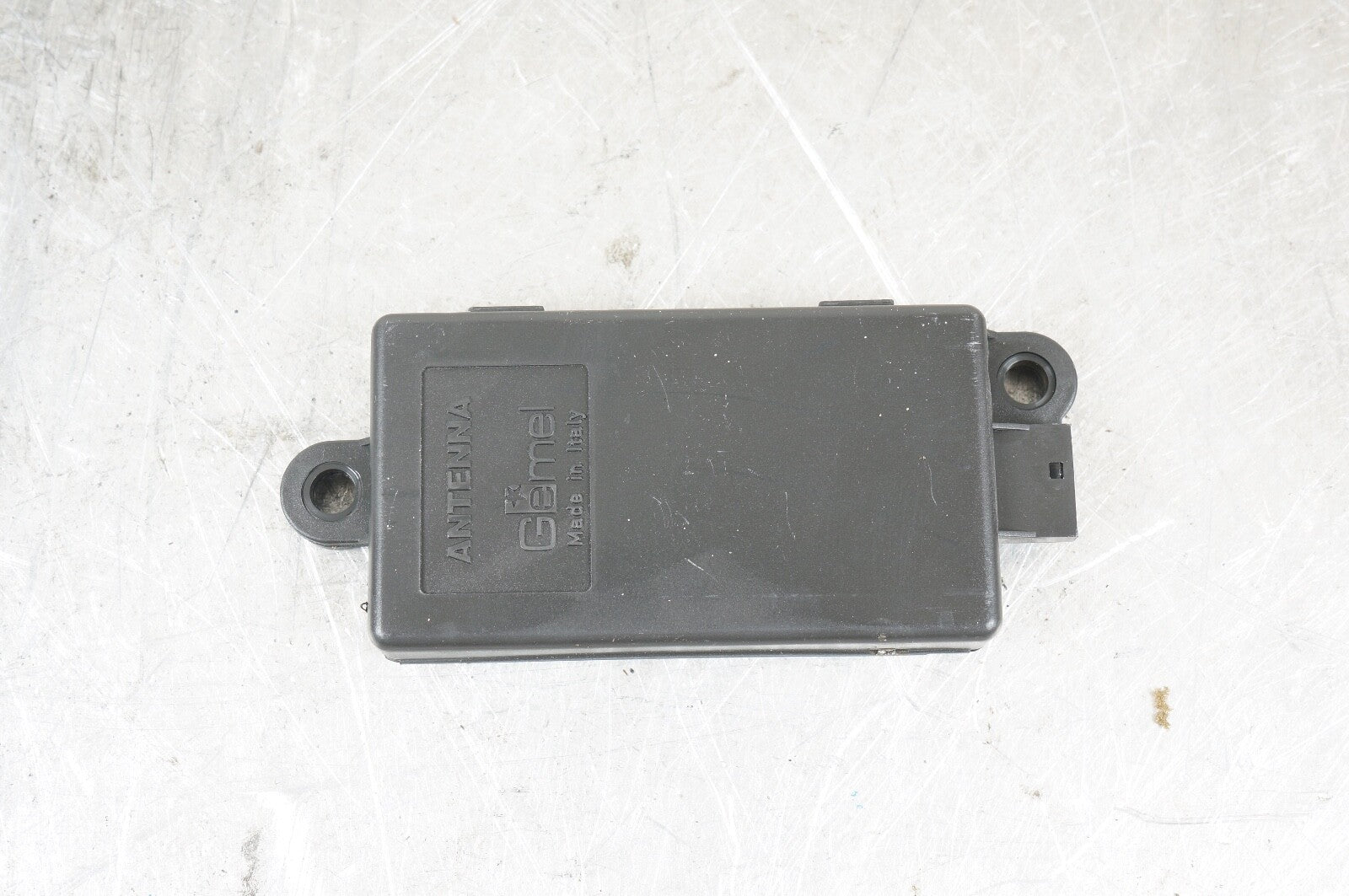 07-16 BMW 328i 335 Z4 DOOR DWA ALARM SYSTEM ANTENNA CONTROL MODULE 6989713