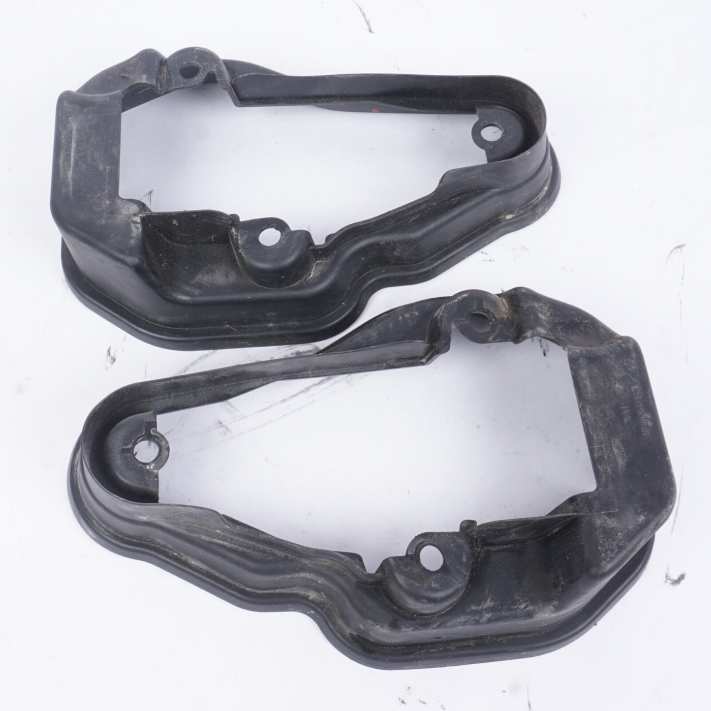 2018 - 2024 HONDA ODYSSEY REAR LH BLIND SPOT RADAR SENSOR MODULE COVER SEAL OEM