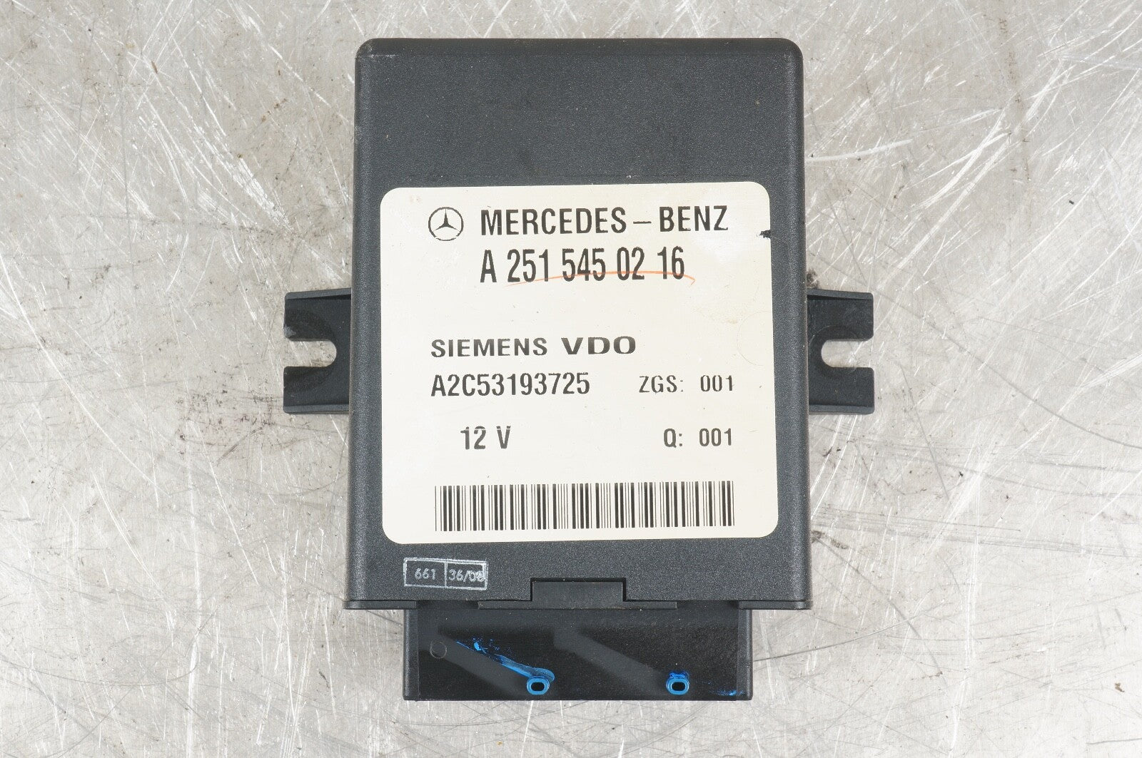 06-13 Mercedes W251 R350 E350 Rear Air Suspension Control Module 2515450216 OEM