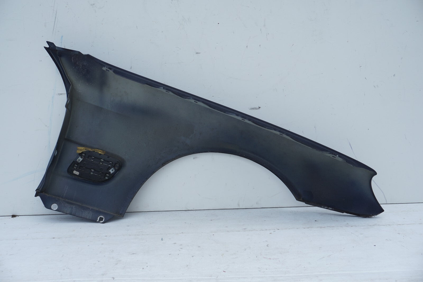03-08 Mercedes R230 SL500 SL550  Front Fender Left Driver Side OEM