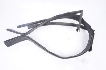 2010 - 2016 Mercedes Benz E Class W212 Engine Compartment Rubber Seal Set Oem
