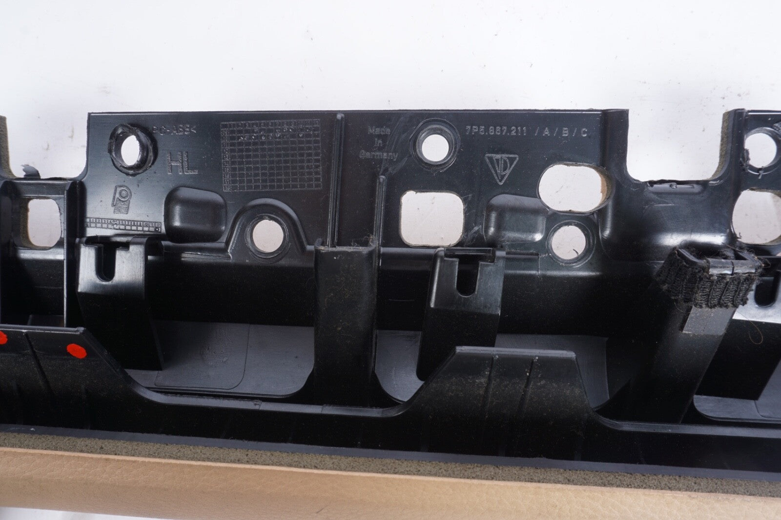 11-18 PORSCHE CAYENNE LEFT REAR DOOR INTERIOR TRIM PANEL PANEL 7P5867211 OEM