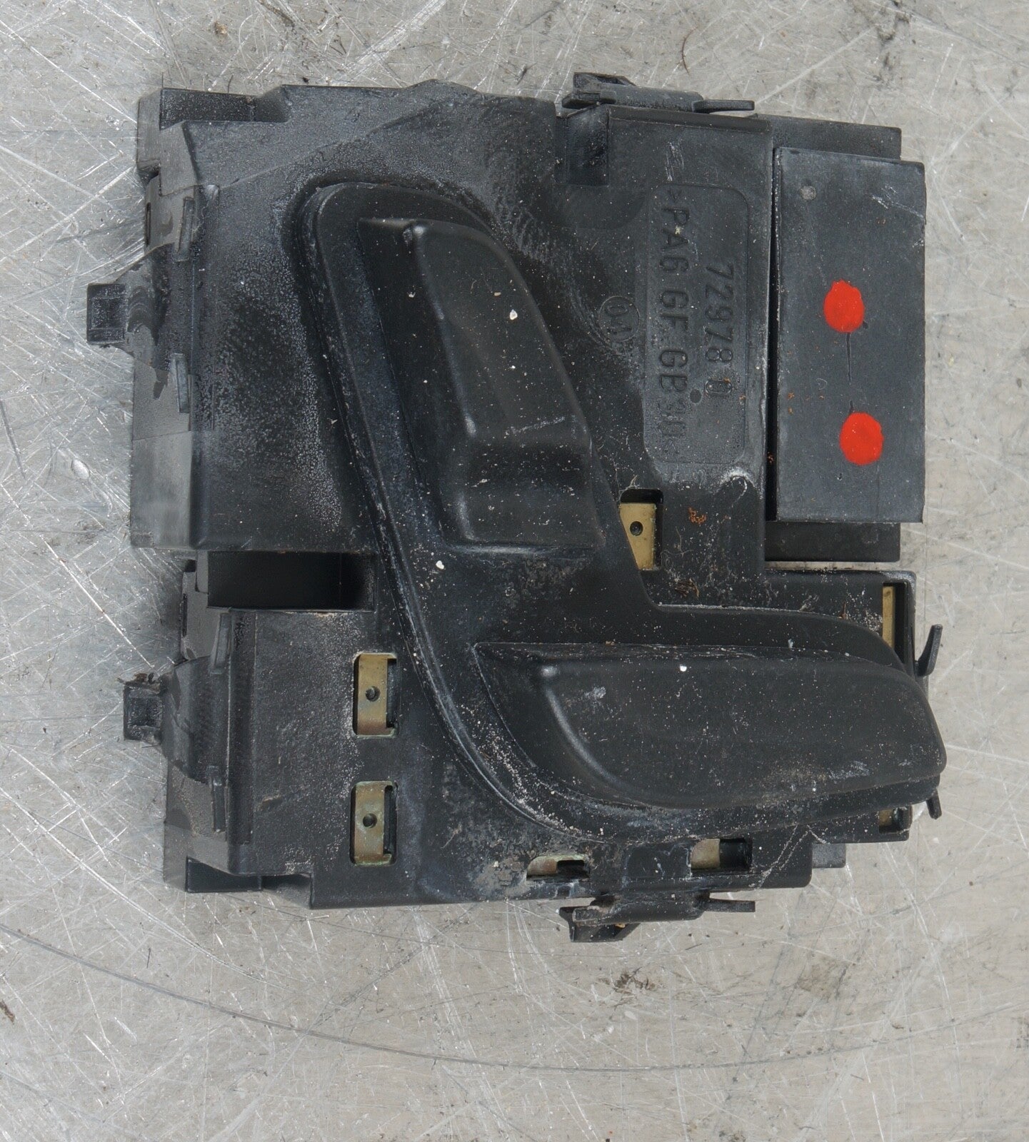 08-15 Mercedes W204 C300 C350 Front Right Passenger Seat Control Switch OEM