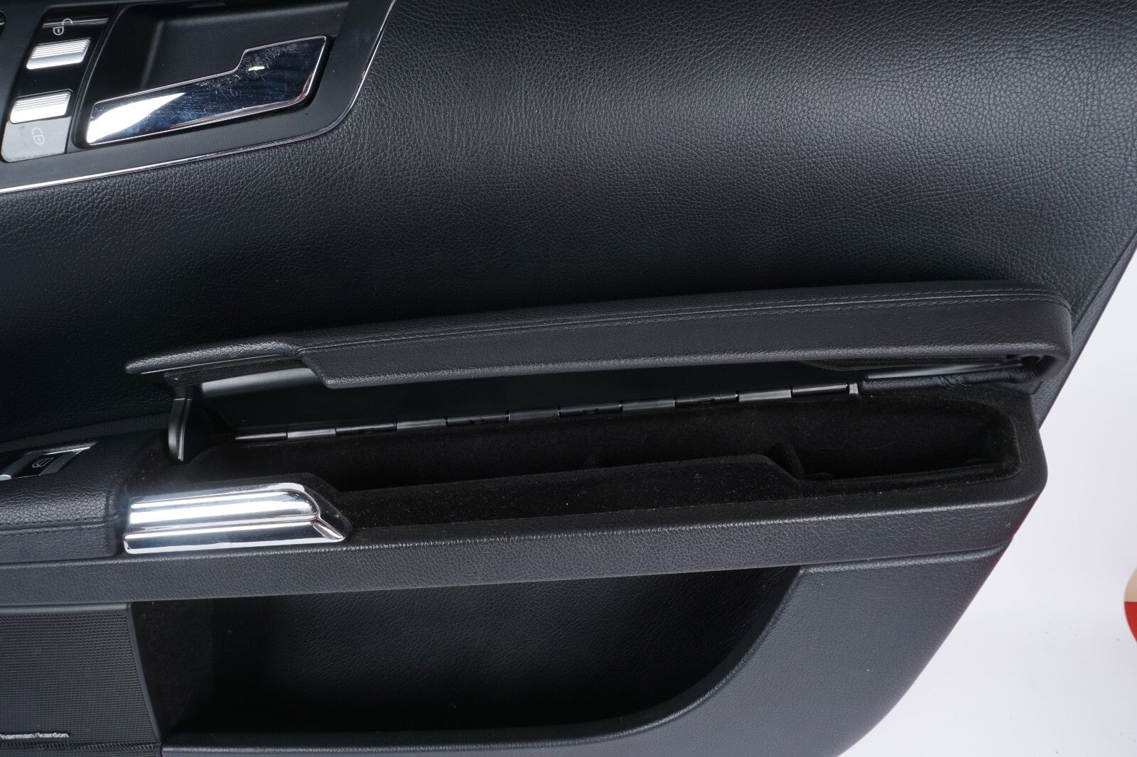 07-09 Mercedes W221 S550 S600 S63 AMG Front Right Passenger Door Panel Trim OEM