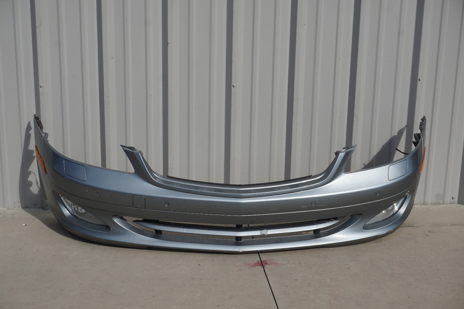 2007-2009 Mercedes W221 S550 S600 S450 Base Front Bumper Cover Assembly OEM