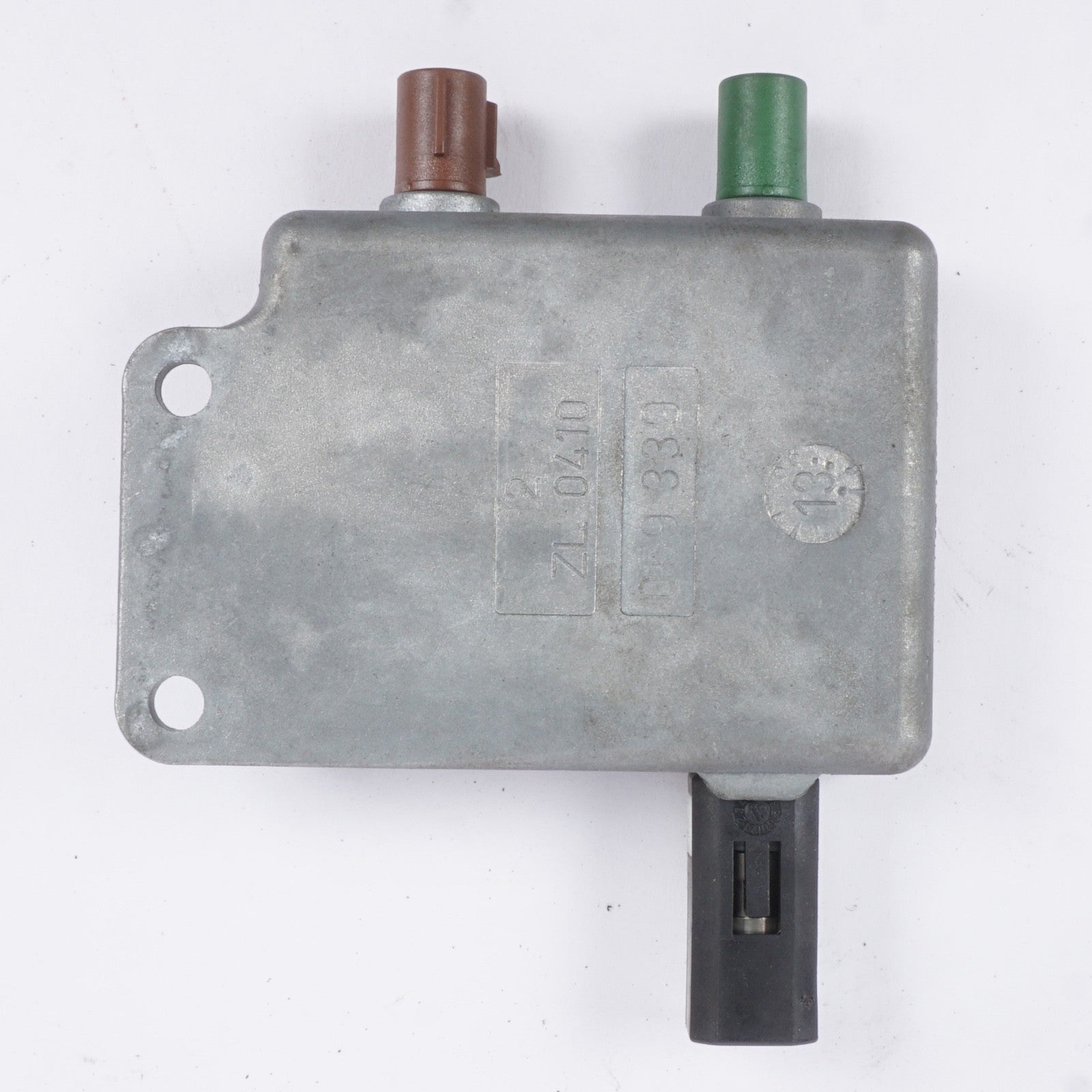 2008 - 2014 MERCEDES S550 ANTENNA AMPLIFIER SPLITTER MODULE A2218203789 OEM