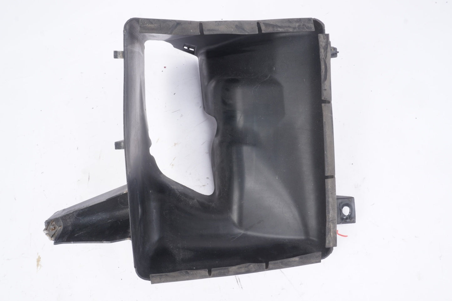 12-15 BMW F06 F12 F13 640I 650I RIGHT PASSENGER SIDE RADIATOR COOLER AIR DUCT