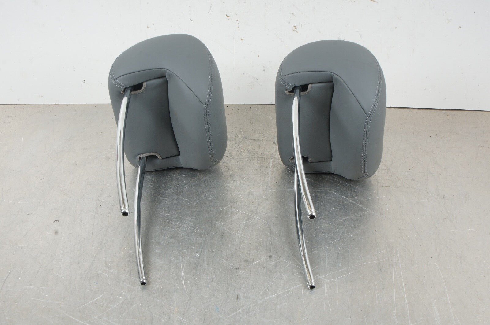 07-14 Mercedes W216 CL550 CL63 AMG Seat Headrest Head Rest Front Left  Right