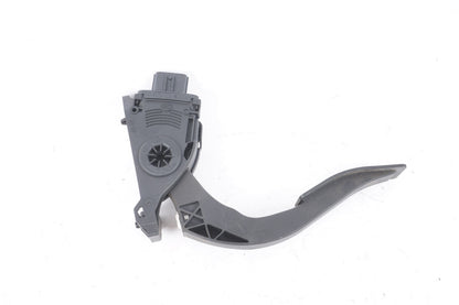 2012-2018 AUDI A6 A7 A8 - GAS Pedal / Accelerator Module OEM 8K1723523A