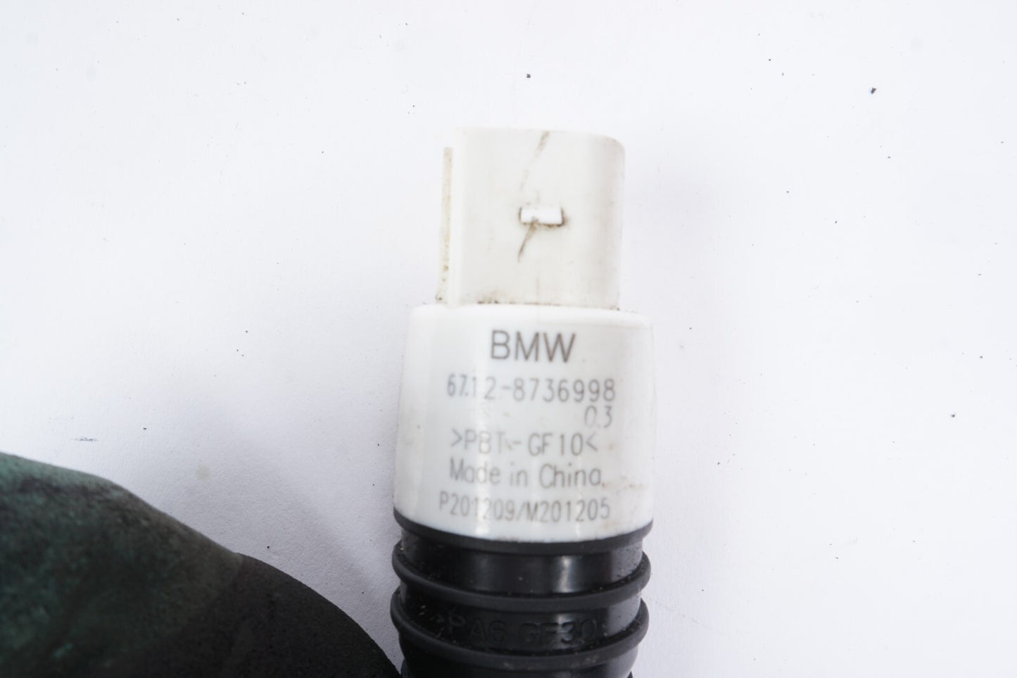 2021 - 2024 BMW 430I G22 Windshield Washer Pump 8736998  OEM