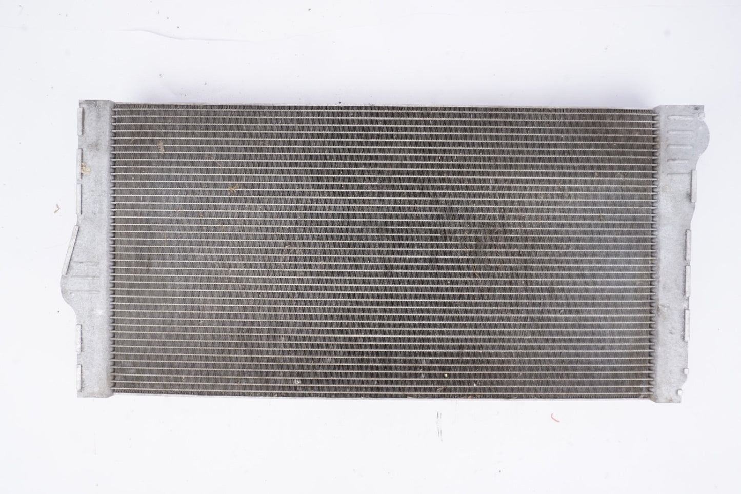 09-18 BMW F01 F06 F12 F13 640I 740I MAIN ENGINE COOLING RADIATOR 7605644 OEM