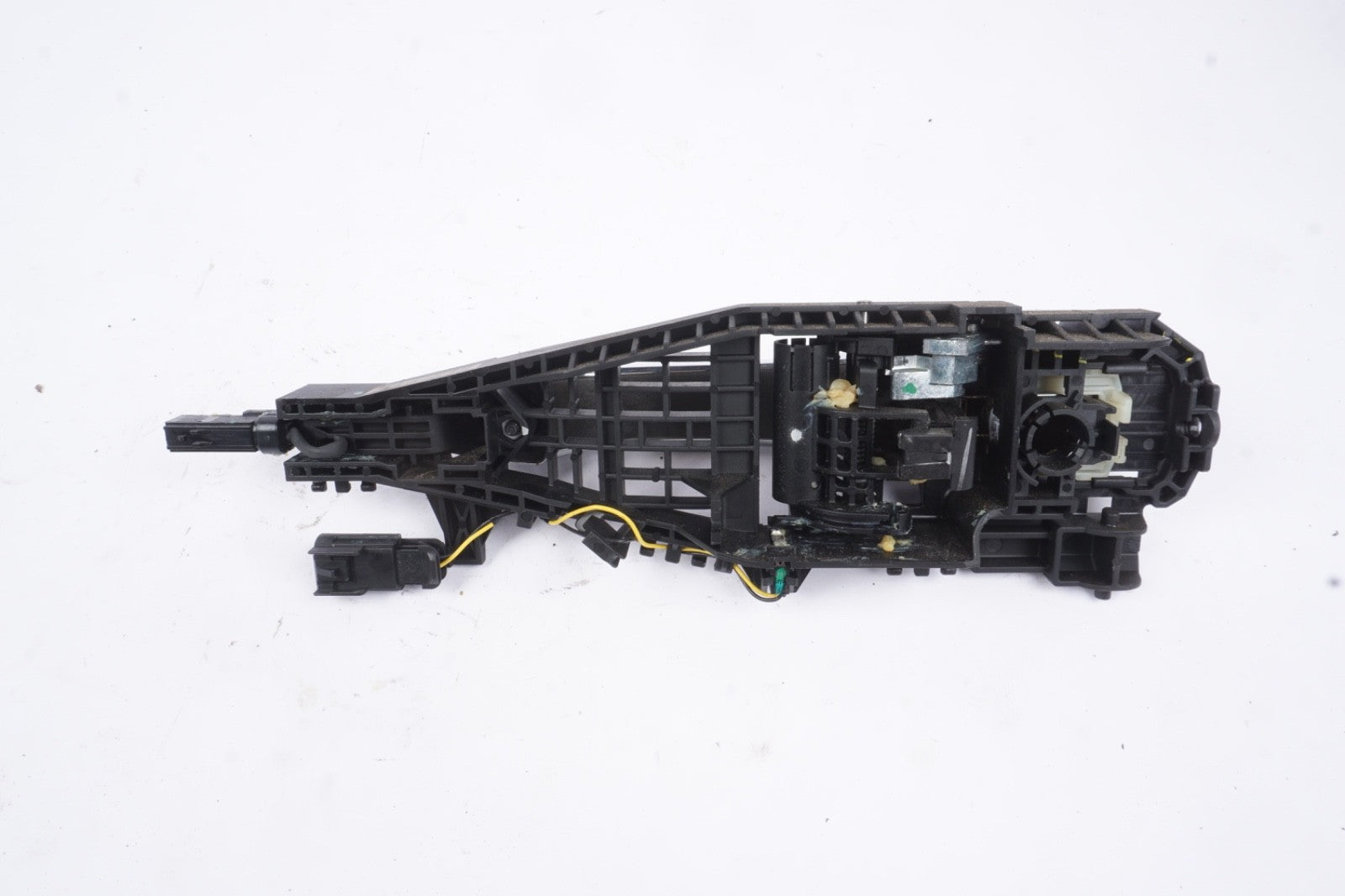 2014 - 2017 Maserati Ghibli Front Right Side Door Exterior Handle 670005438 OEM