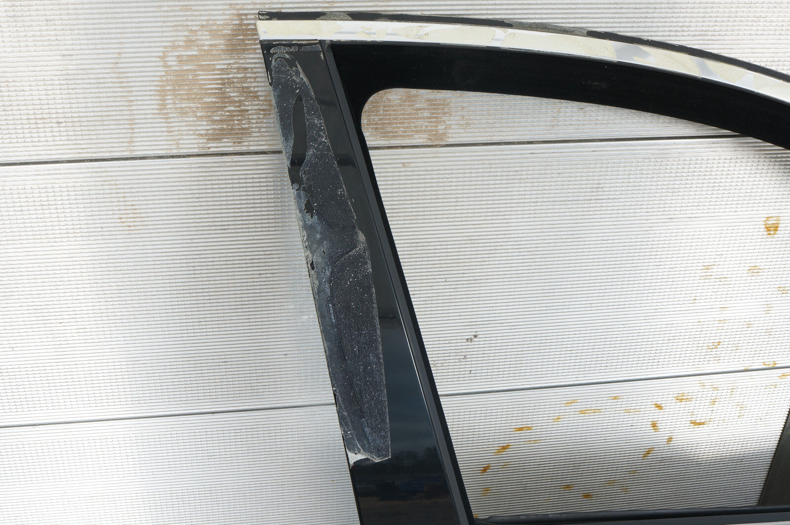 2007 - 2013 MERCEDES-BENZ S550 FRONT RIGHT PASSENGER SIDE DOOR SHELL OEM