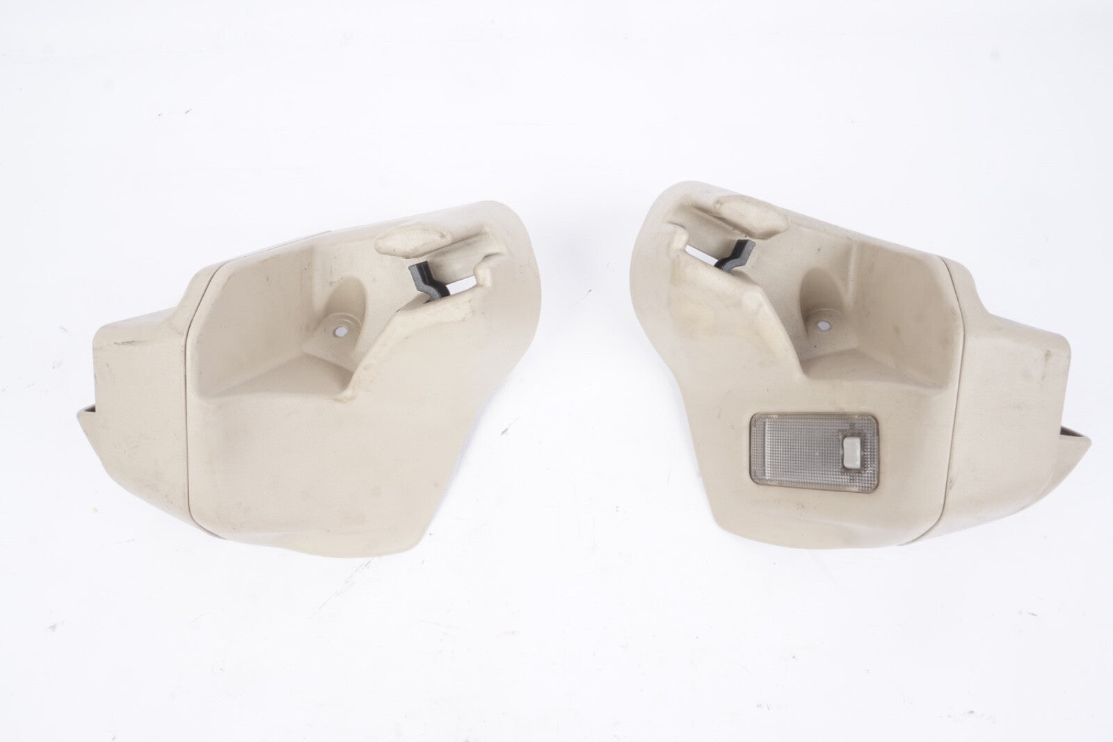 10-15 LEXUS IS250 IS350 ISC CONVERTIBLE REAR TRUNK SLIDE LIGHT COVER TRIM OEM