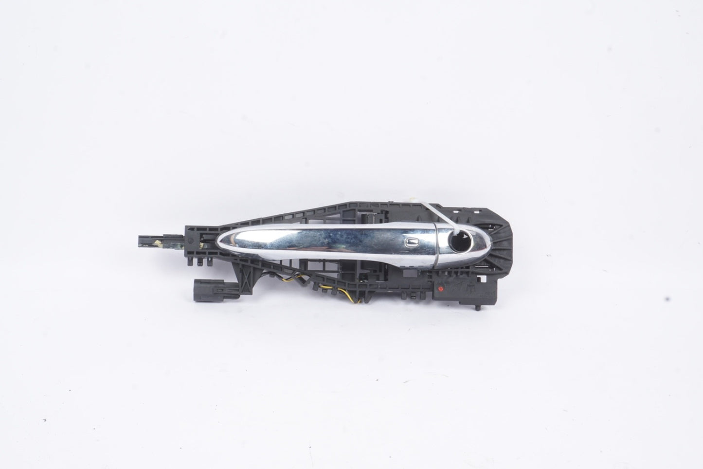 2014 - 2017 Maserati Ghibli Front Left Side Door Exterior Handle 670005439 OEM
