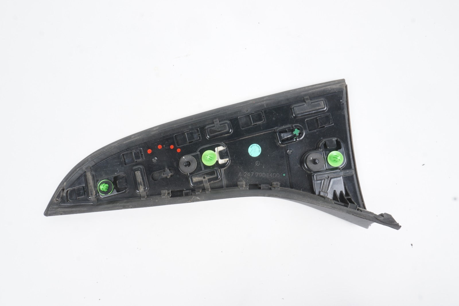 2020 - 2025 MERCEDES GLB250 LIFTGATE TAILGATE SPOILER RIGHT SIDE WINGLET MOLDING