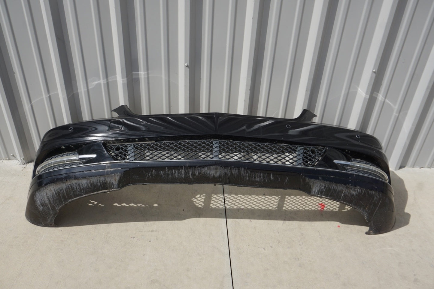 10-13 Mercedes W221 S400 Base Front Bumper Cover Assembly w/ Parking Sensors OEM