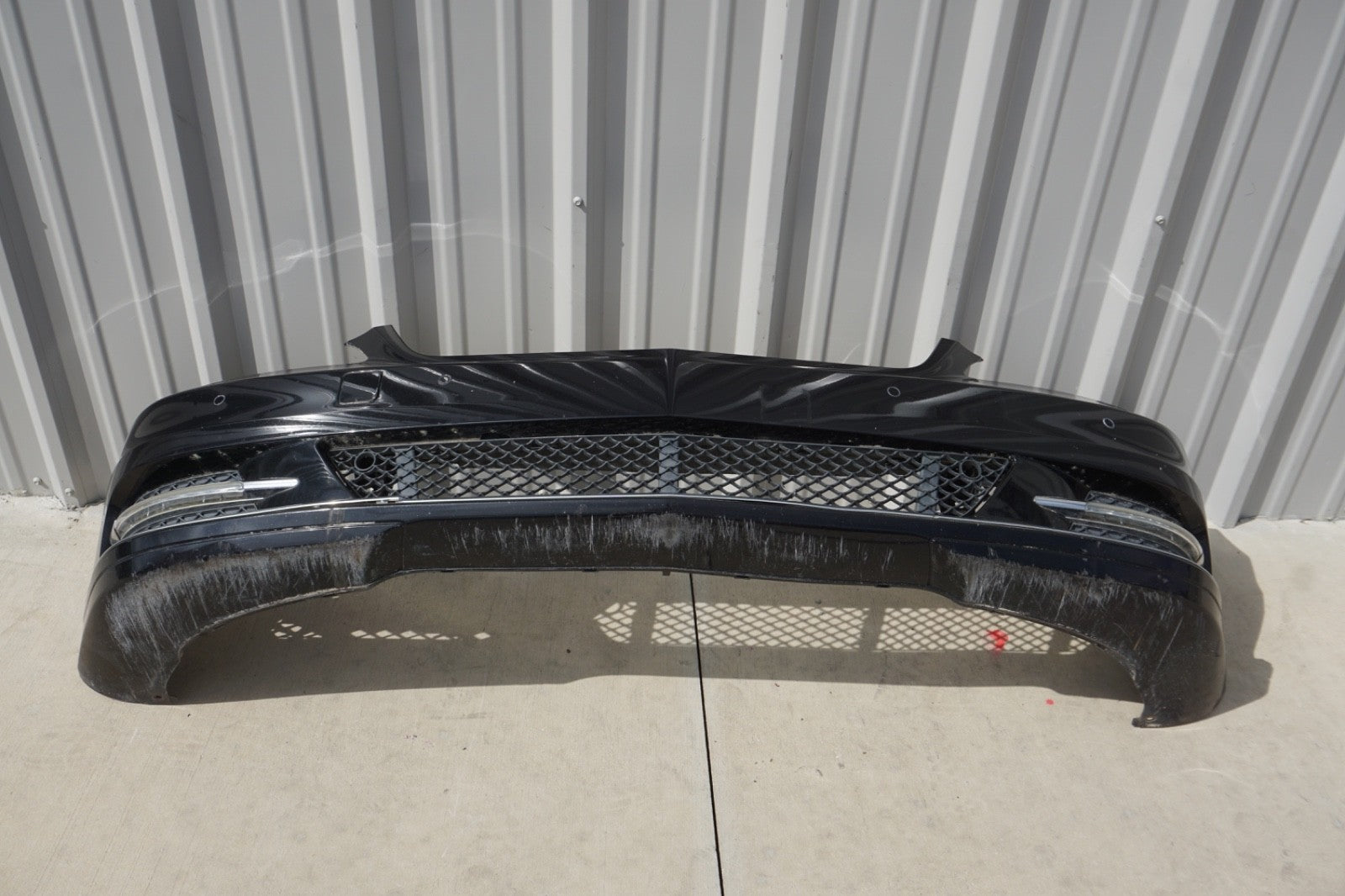 10-13 Mercedes W221 S400 Base Front Bumper Cover Assembly w/ Parking Sensors OEM
