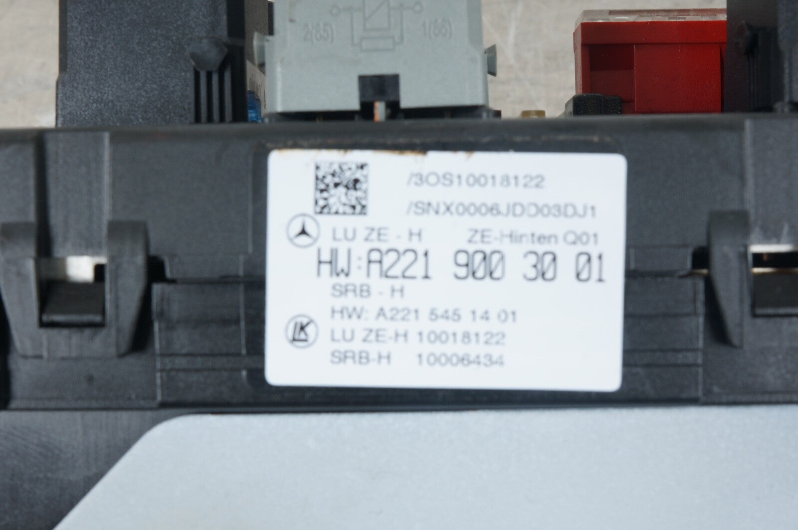 10-13 Mercedes W221 S400 S550 S63 AMG Rear Sam Fuse Box Relay Module Control OEM