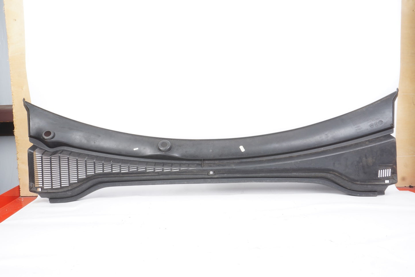 2014 - 2017 Fiat 500L Windshield Wiper Cowl Vent Grille Panel 735521834 OEM