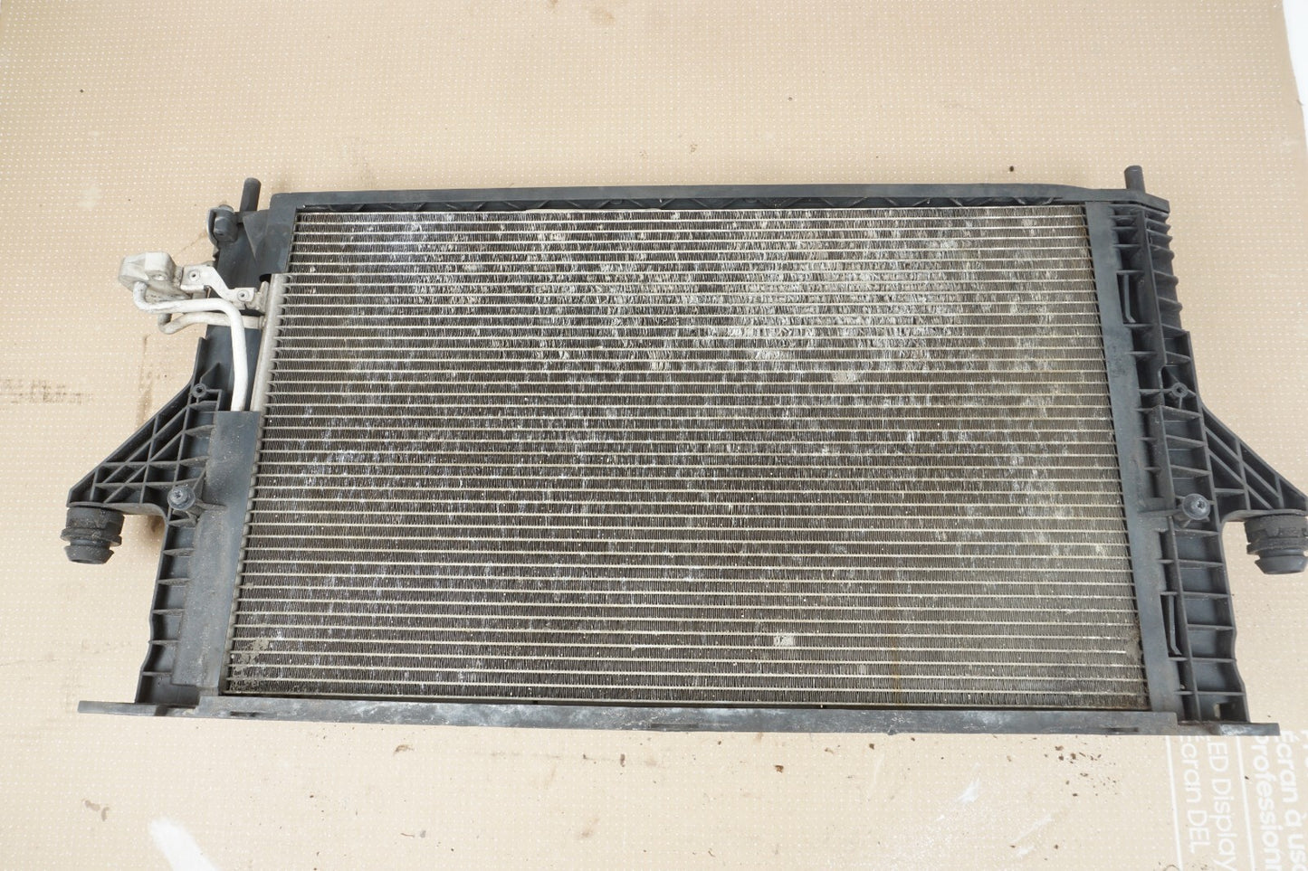 2006-2010 VOLVO C70 T5 ENGINE MOTOR COOLING COOLANT RADIATOR OEM