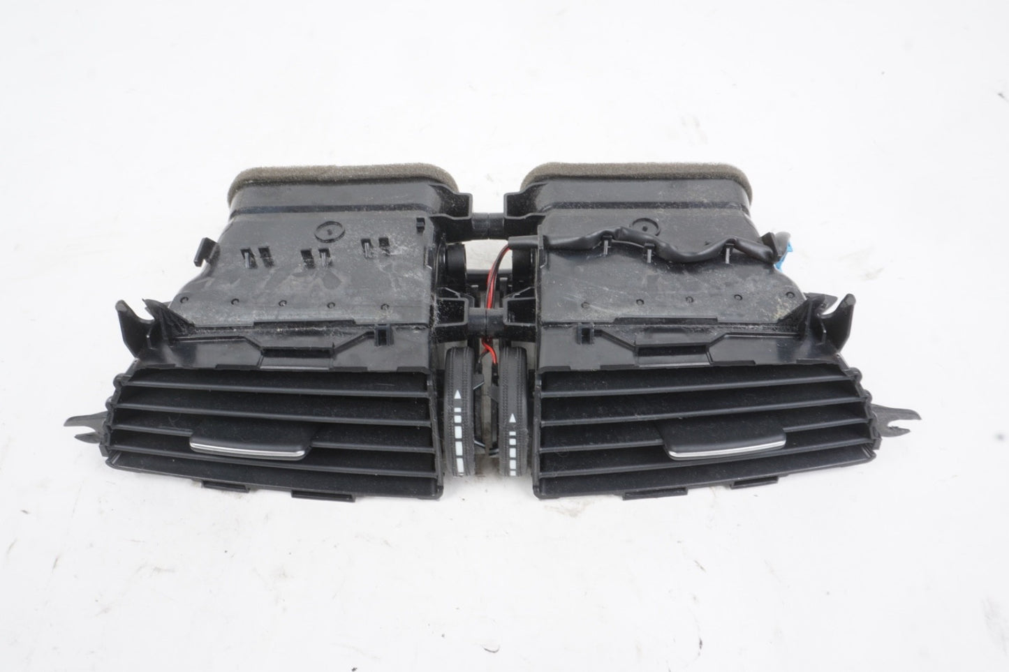 2012 - 2014 Mercedes C250 Front Center Dashboard Air Vent OEM