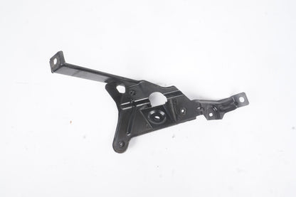 2014-2019 Maserati Ghibli Front Right Passenger Side Fender Mount Bracket OEM